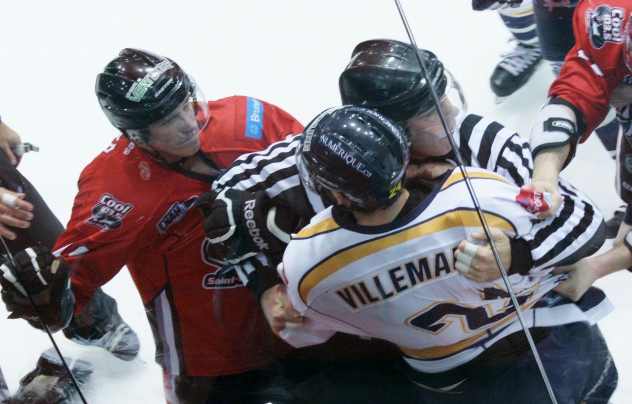 Thetford Mines jubile en signant une 2e victoire en 6 matchs contre le Cool FM cette saison