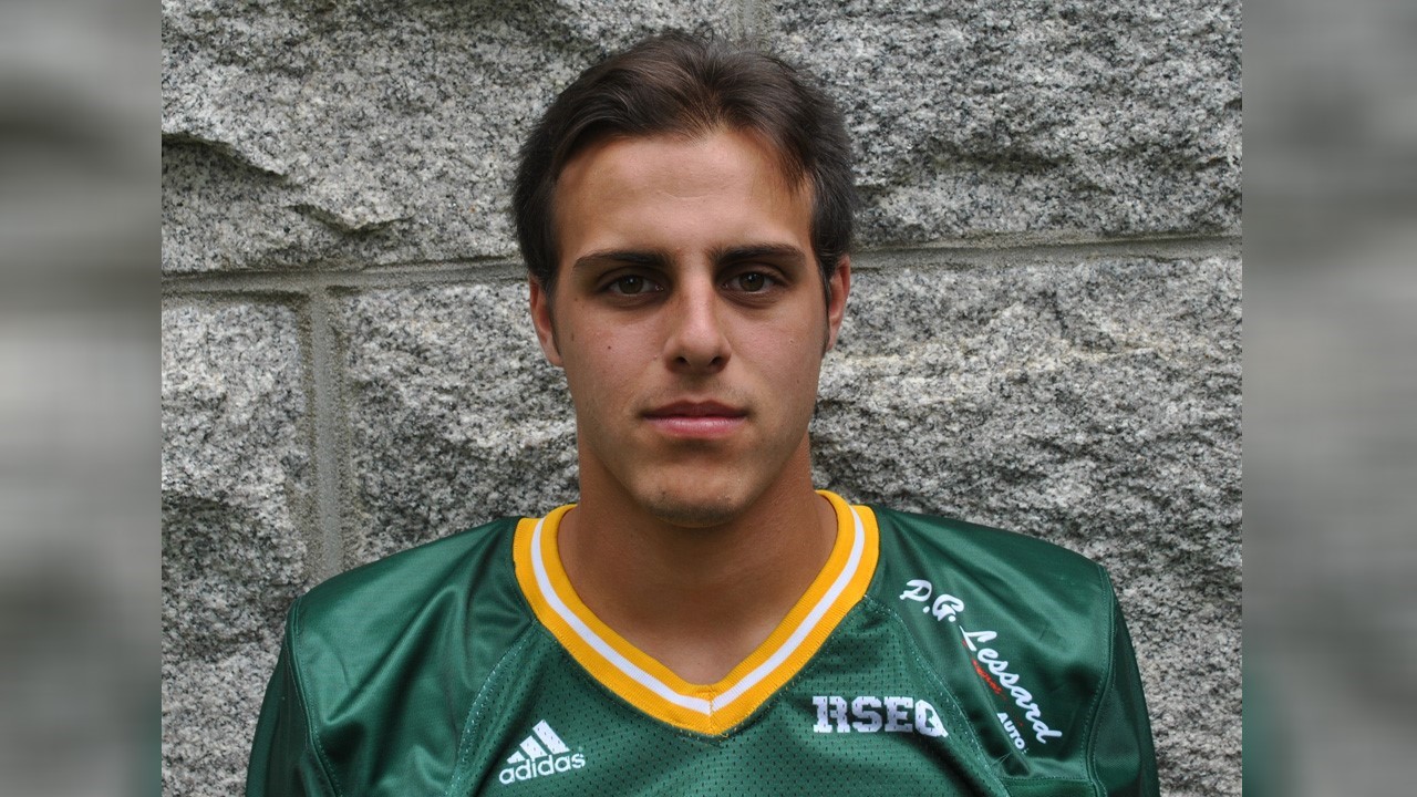 Le natif de Sorel-Tracy a décidé de se joindre à l'équipe du Vert et Or de l'Université de Sherbrooke pour poursuivre sa carrière de footballeur.