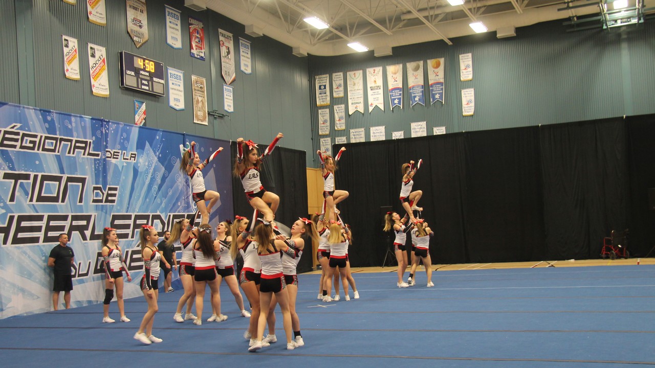 L’école secondaire Veilleux accueille le Championnat régional de la Fédération de Cheerleading du Québec