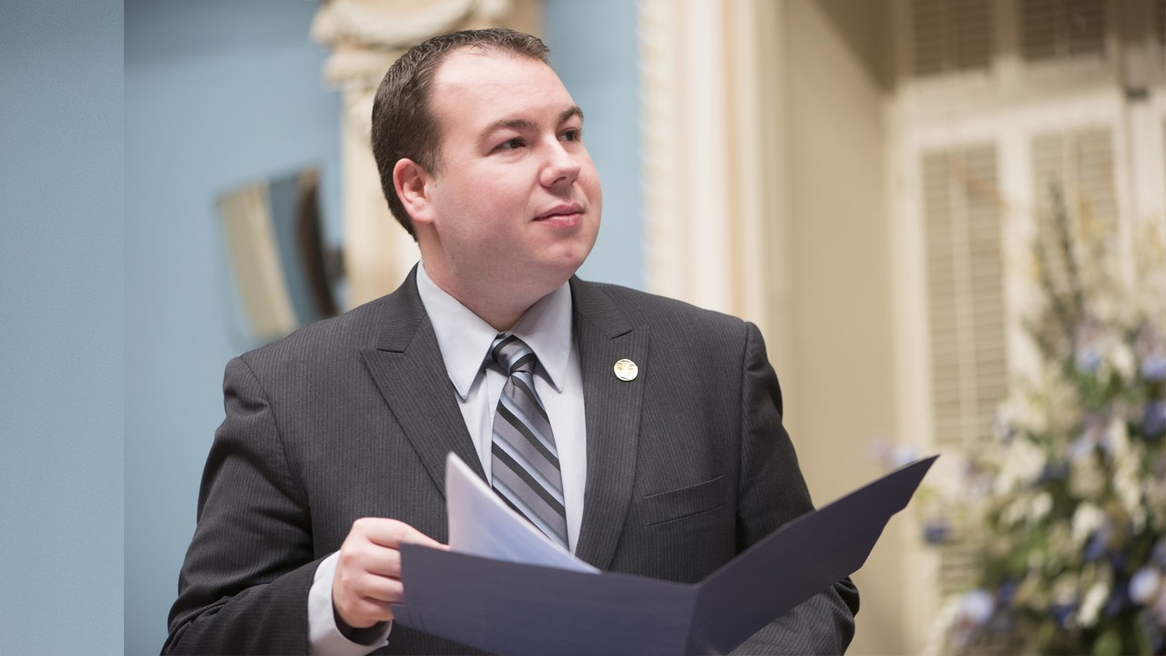 Le député de Saint-Jean et porte-parole de l’opposition officielle pour la région de Chaudière-Appalaches, Dave Turcotte, dénonce les coupes de 1 344 300 dollars en santé publique qui seront imposées à la région de Chaudière-Appalaches à compter du 1er avril prochain.