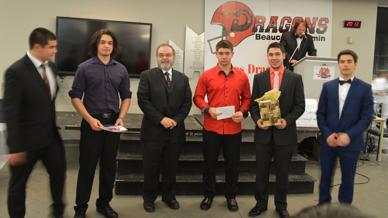 Les Dragons Midget rendent hommage à Michel Jolicoeur