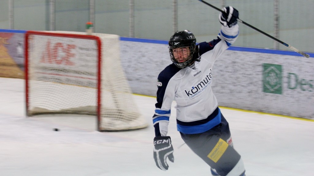 Patrick Gilbert a inscrit 4 buts dans la victoire