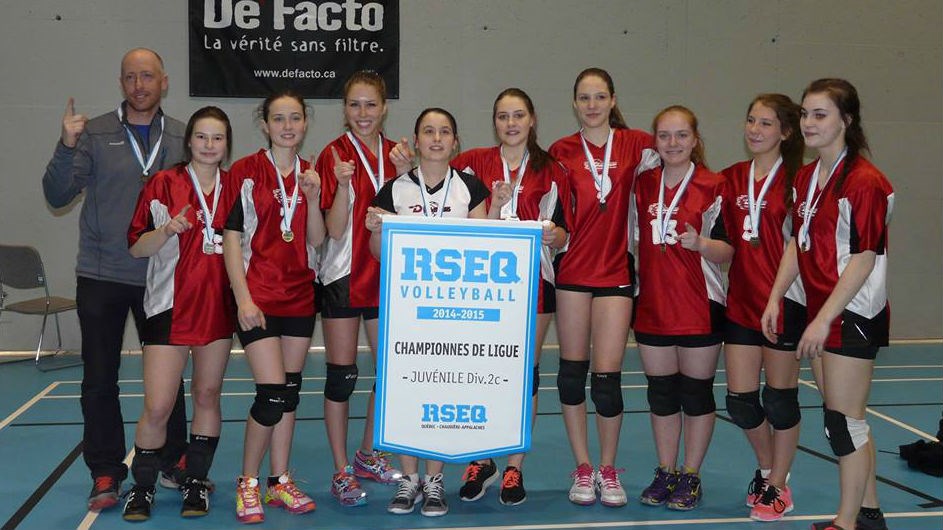 L'équipe juvénile de la polyvalente de Saint-Georges est championne