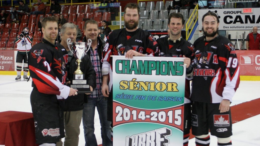 Les Justiciers de Saint-Joseph sont champions de la LHBBF!