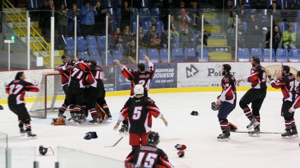 Les Justiciers de Saint-Joseph sont champions de la LHBBF!