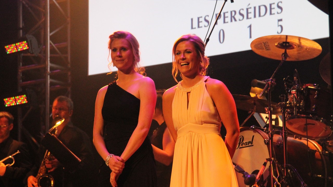 Les deux hôtesses de la soirée.