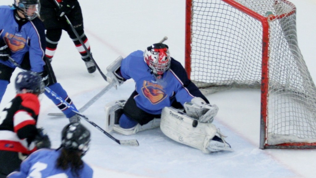 Plus de 500 joueuses de hockey pour le Tournoi de hockey féminin de Saint-Georges Desjardins