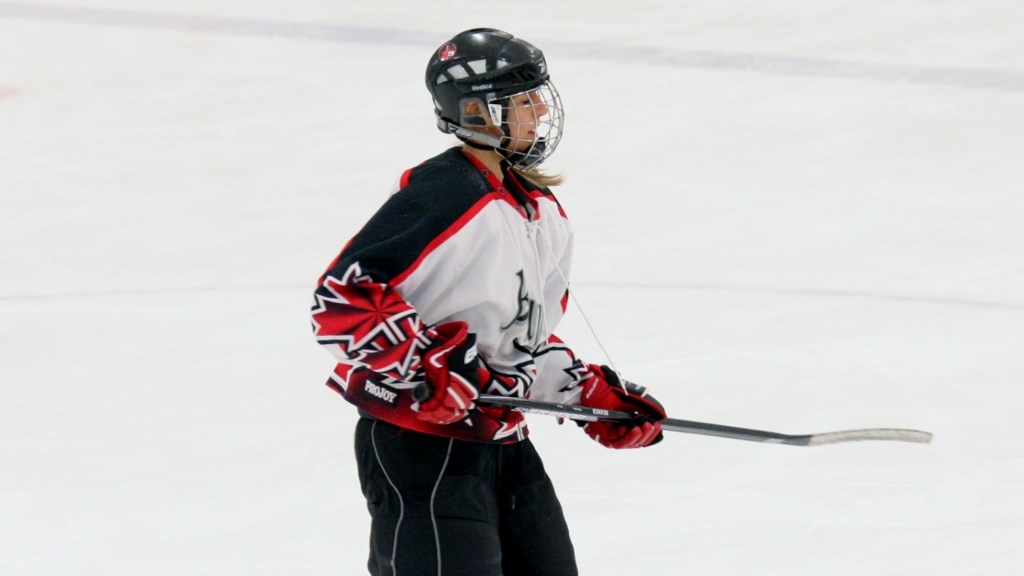 Le Tournoi de hockey féminin Desjardins couronne ses gagnantes