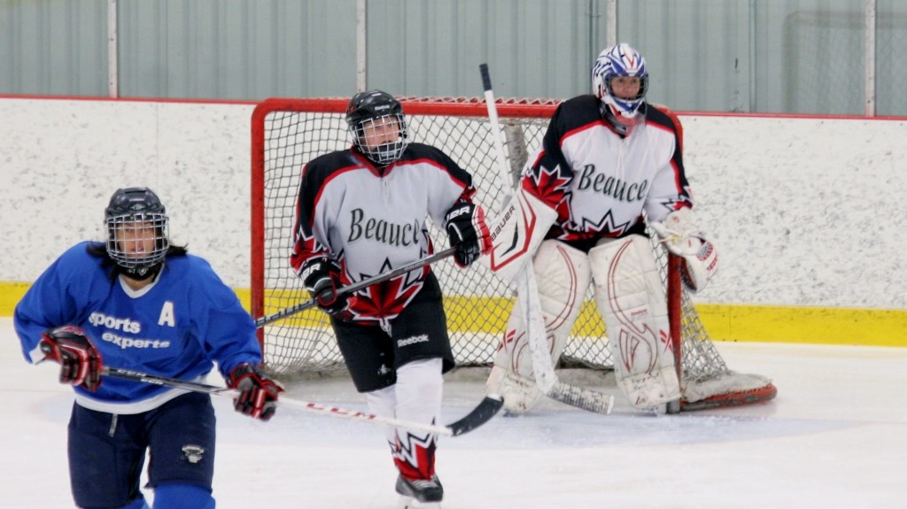 Le Tournoi de hockey féminin Desjardins couronne ses gagnantes