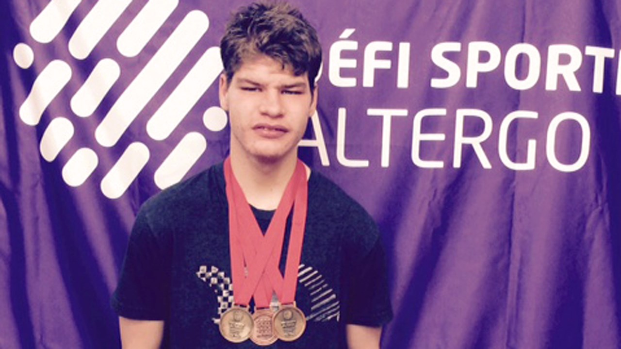 Dans la catégorie OSQ, Charles-Antoine Bourque était en compétition à Montréal au défi Alter Ego. Il a remporté l'or au 25 m dos, au 25 m libre et a eu la médaille de bronze au 50 m libre.