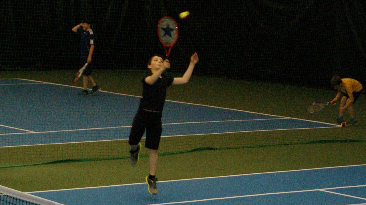 Projet Santé l'Action fait jouer les jeunes au tennis pour une troisième édition