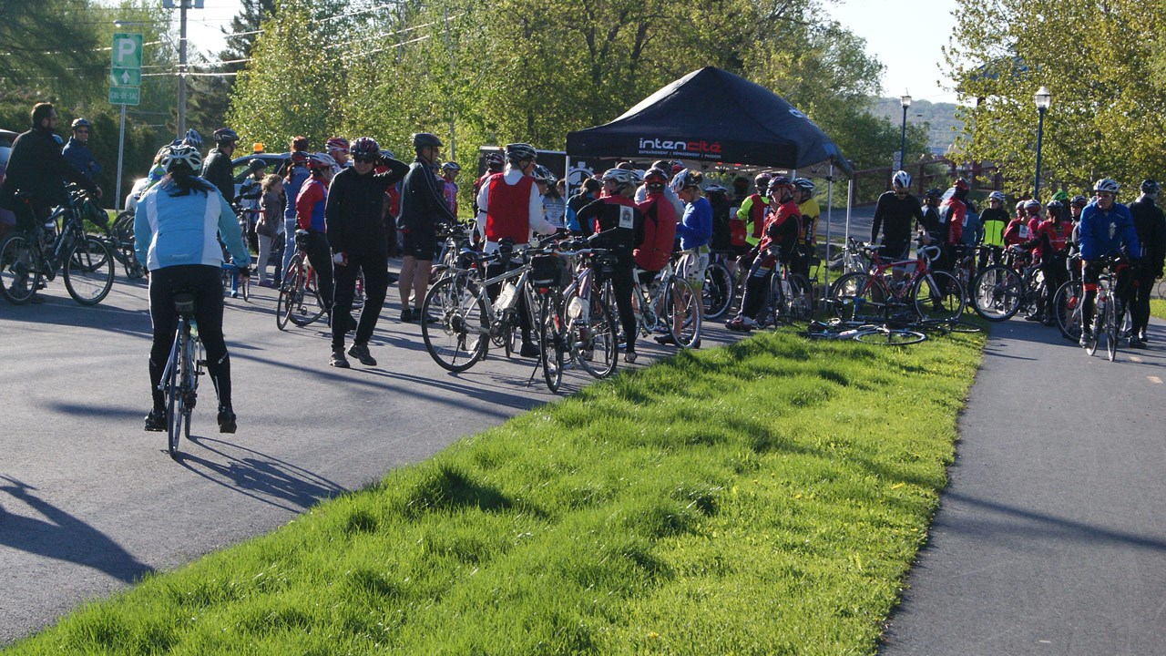 Plus de 150 cyclistes ont participé à la huitième édition du Tour du Silence