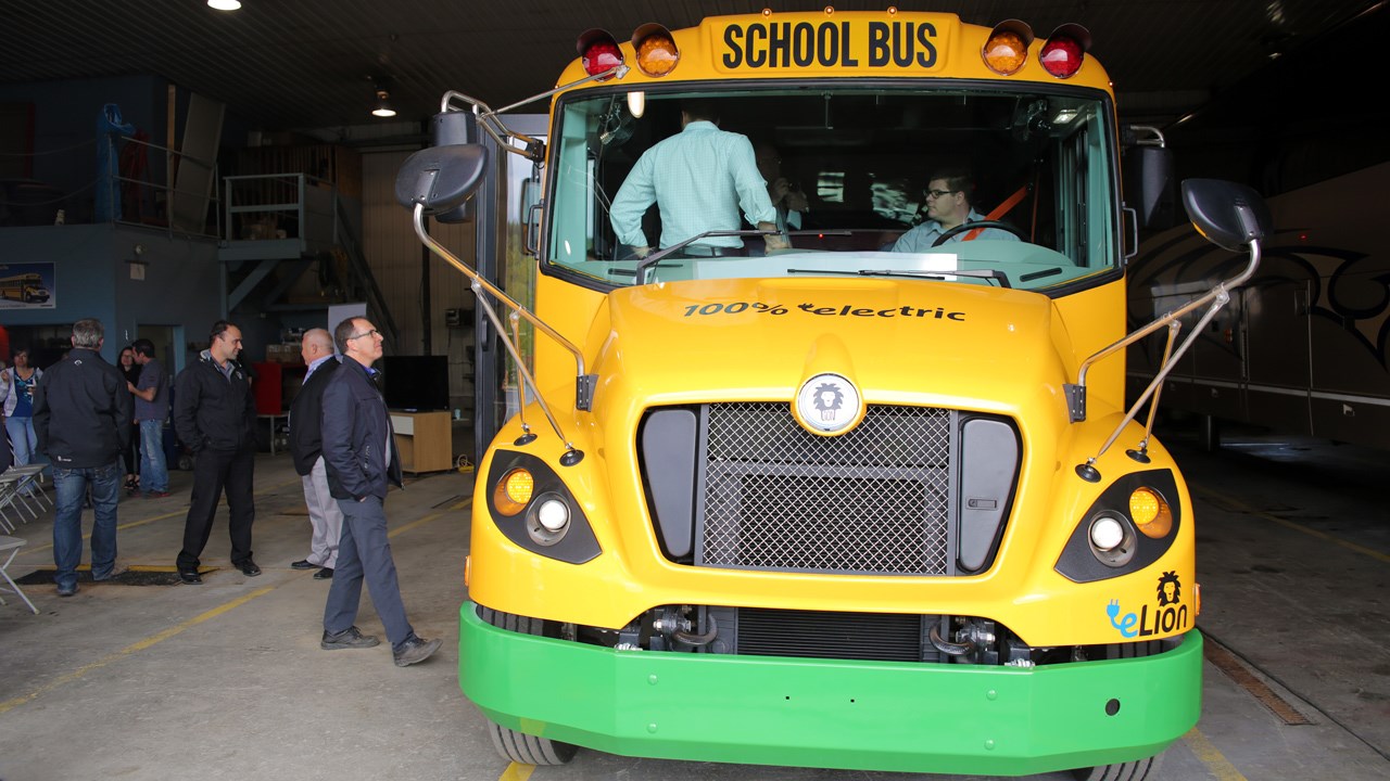Autobus Breton acquiert deux autobus scolaires 100 % électriques pour ses parcours en Beauce