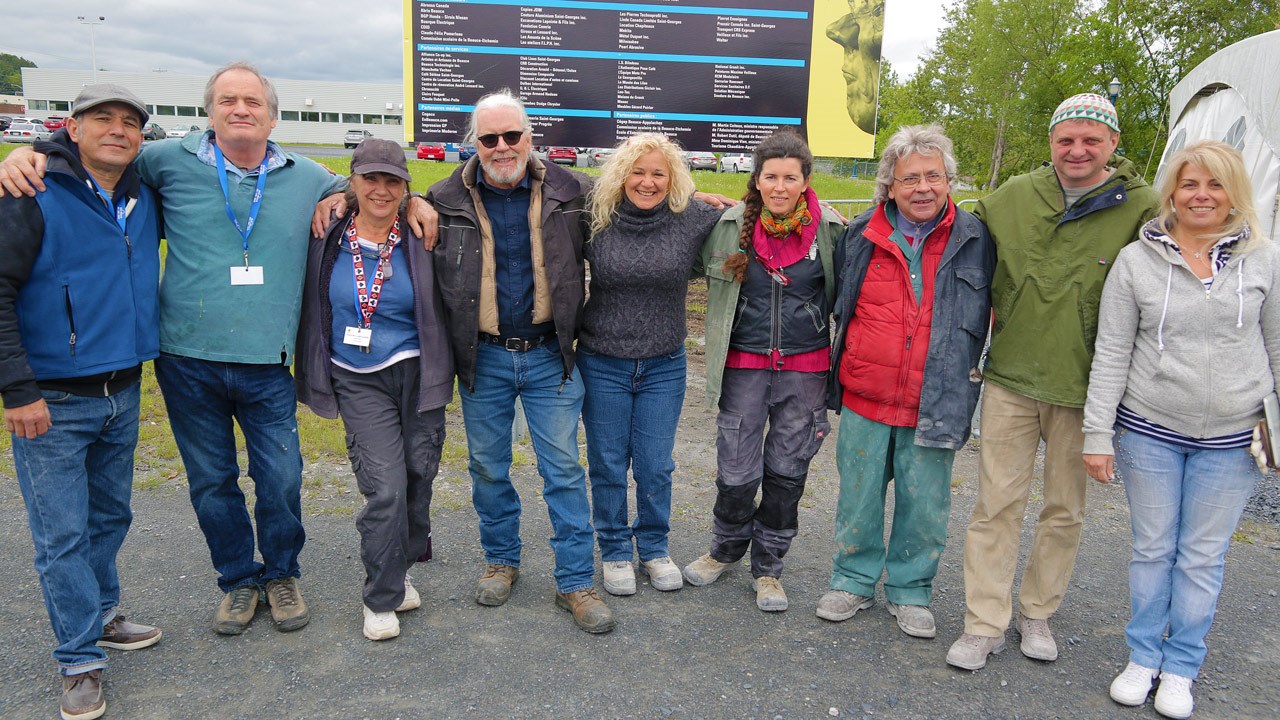 L’International de sculpture 2015 compte les artistes suivants : Gilles Pedneault (Saint-Côme-Linière), Karim Alaoui (Maroc), Jacques Bénard (Montréal), Martine Carole Gagnon (Montréal), Caroline Grassiot (France), Volodymyr Kochmar (Ukraine), Marie-Josée Leroux (Montréal), Philippe Olive (France), Tamina Saade (Liban) ainsi que de Robin St-Amant (Sherbrooke).