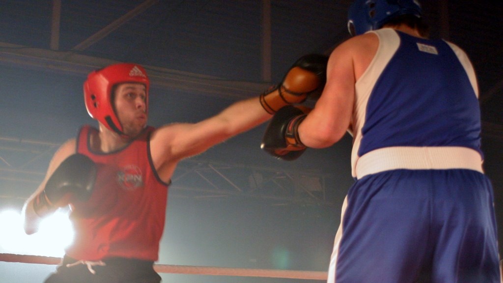 Gala de boxe Dooly's: Hubert Poulin l'emporte une fois de plus sur Bilodeau