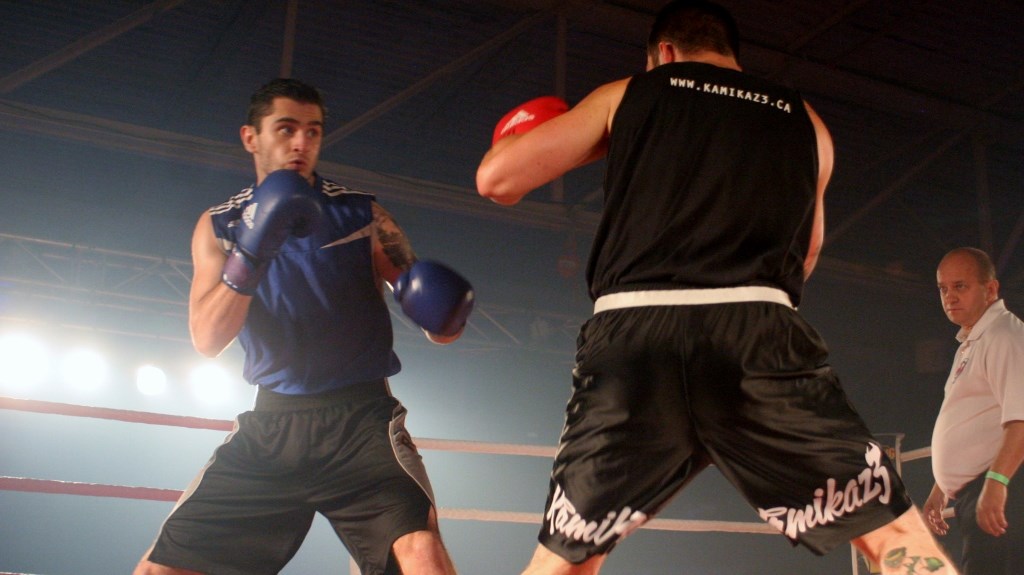 Gala de boxe Dooly's: Hubert Poulin l'emporte une fois de plus sur Bilodeau