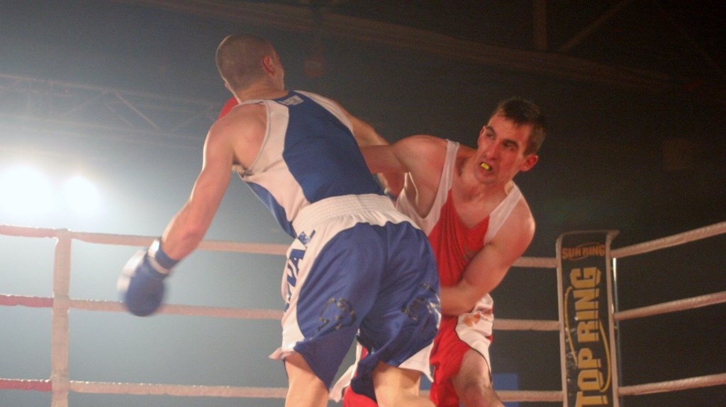 Gala de boxe Dooly's: Hubert Poulin l'emporte une fois de plus sur Bilodeau