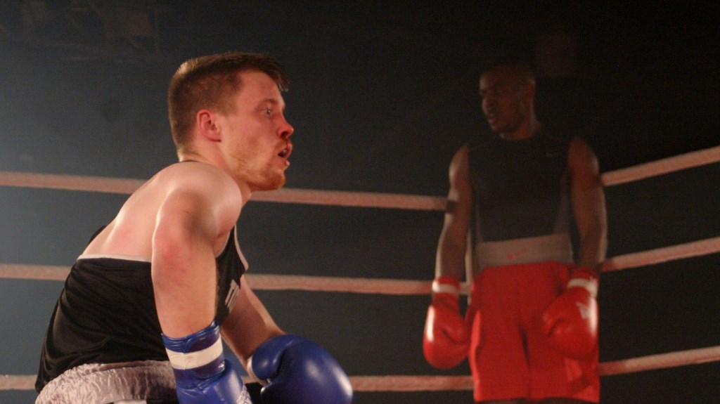 Gala de boxe Dooly's: Hubert Poulin l'emporte une fois de plus sur Bilodeau