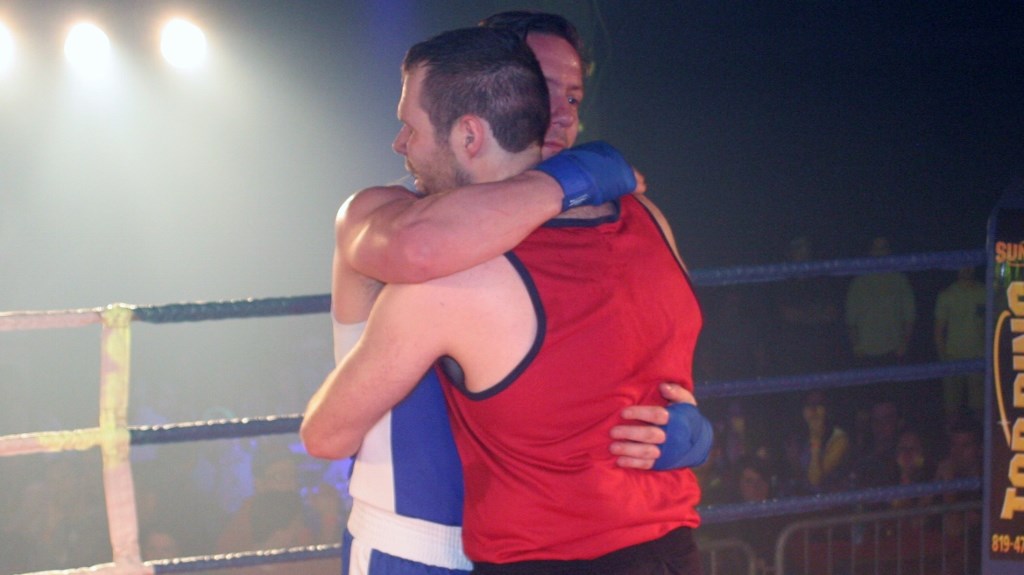 Gala de boxe Dooly's: Hubert Poulin l'emporte une fois de plus sur Bilodeau
