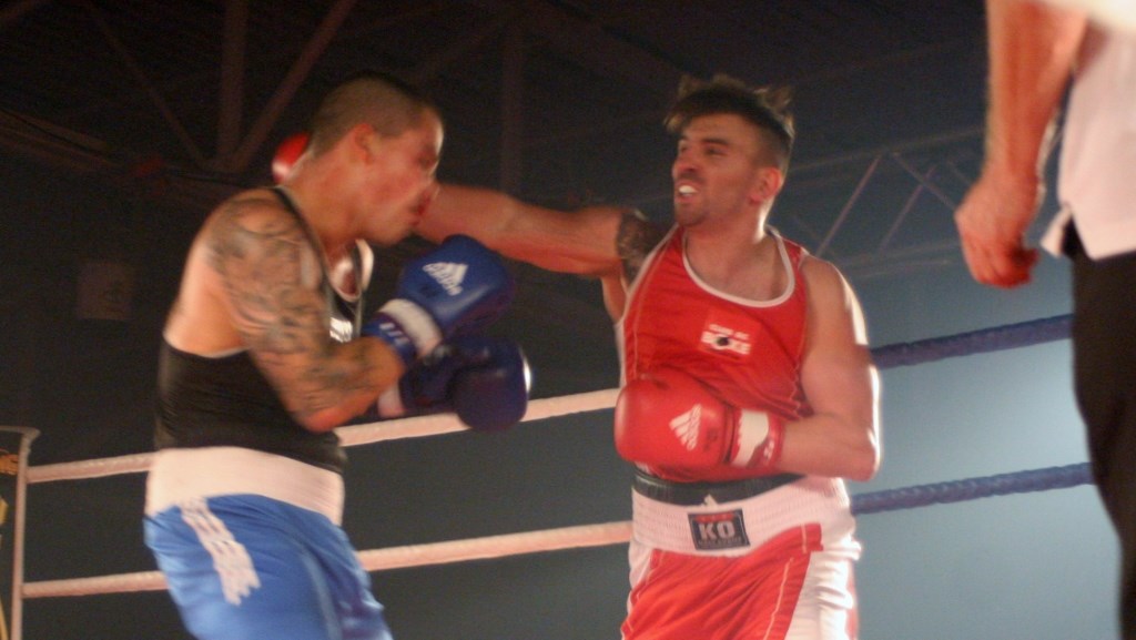 Gala de boxe Dooly's: Hubert Poulin l'emporte une fois de plus sur Bilodeau