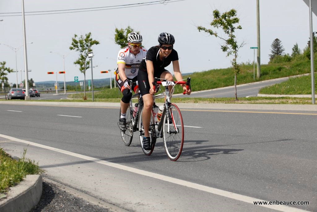 Alexandre Mathieu remporte le GranFondo Colnago 2015 sous un ciel idéal