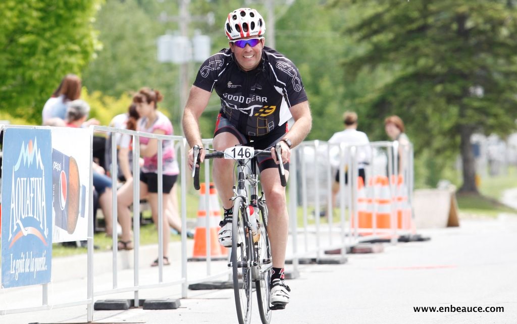 Alexandre Mathieu remporte le GranFondo Colnago 2015 sous un ciel idéal