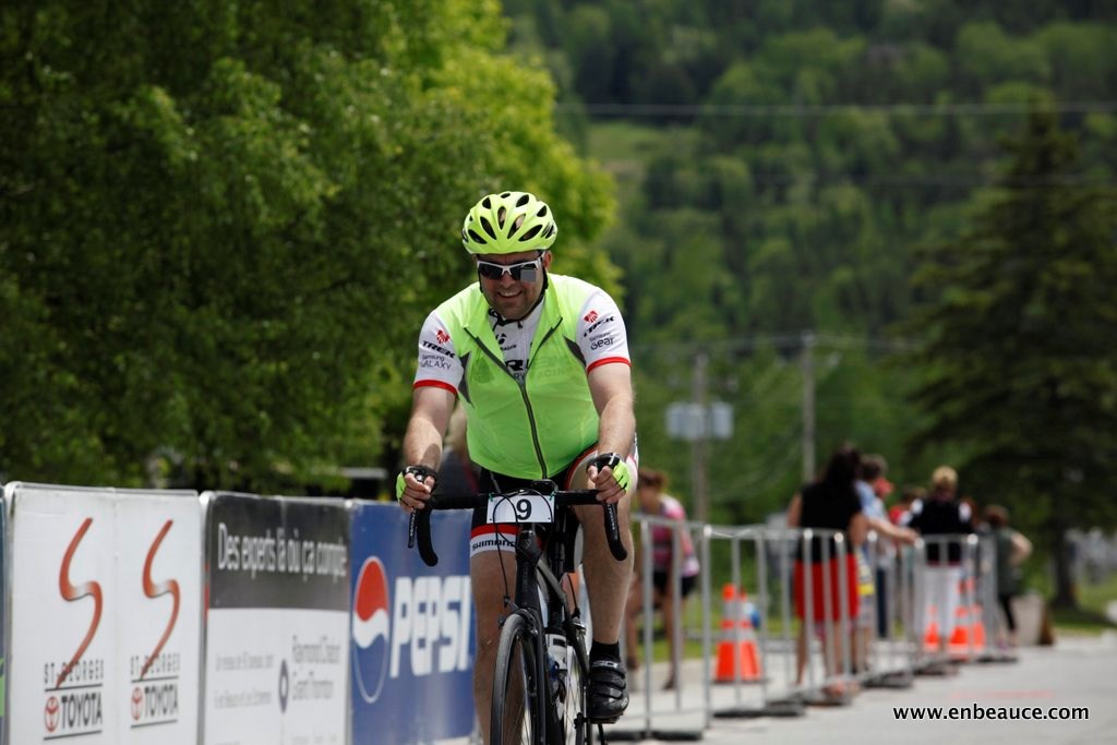 Alexandre Mathieu remporte le GranFondo Colnago 2015 sous un ciel idéal