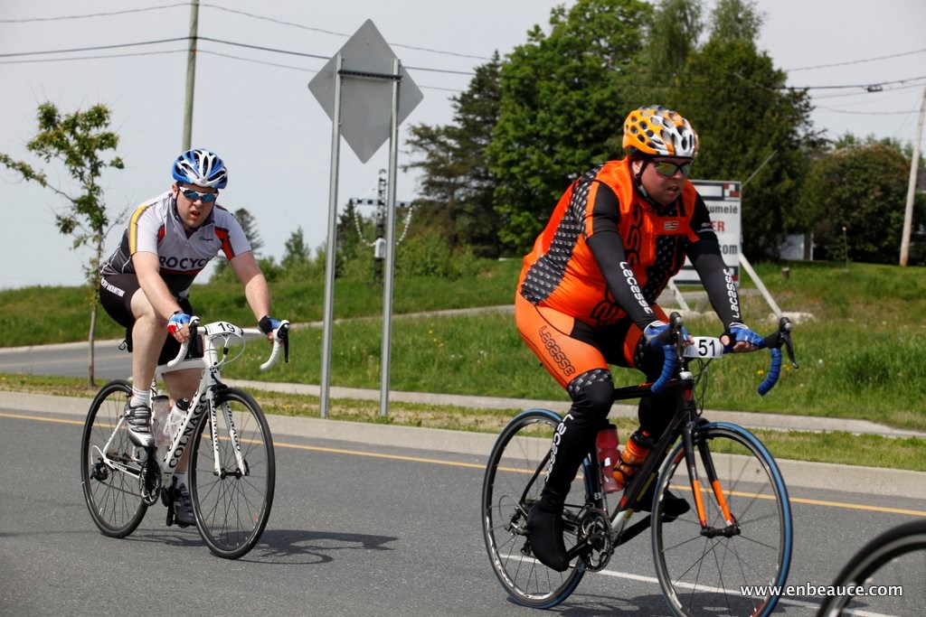 Alexandre Mathieu remporte le GranFondo Colnago 2015 sous un ciel idéal