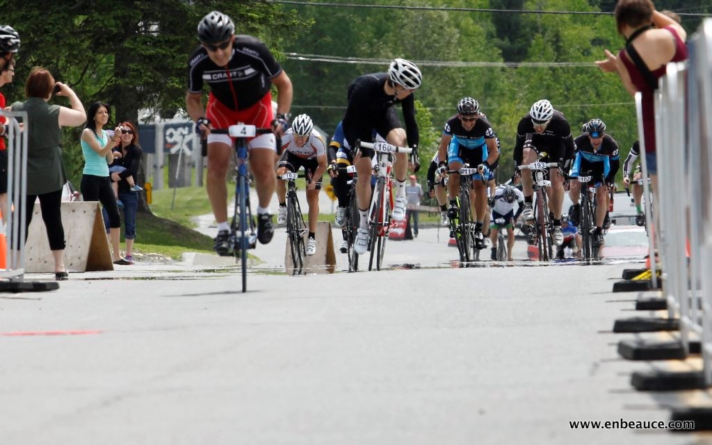 Alexandre Mathieu remporte le GranFondo Colnago 2015 sous un ciel idéal