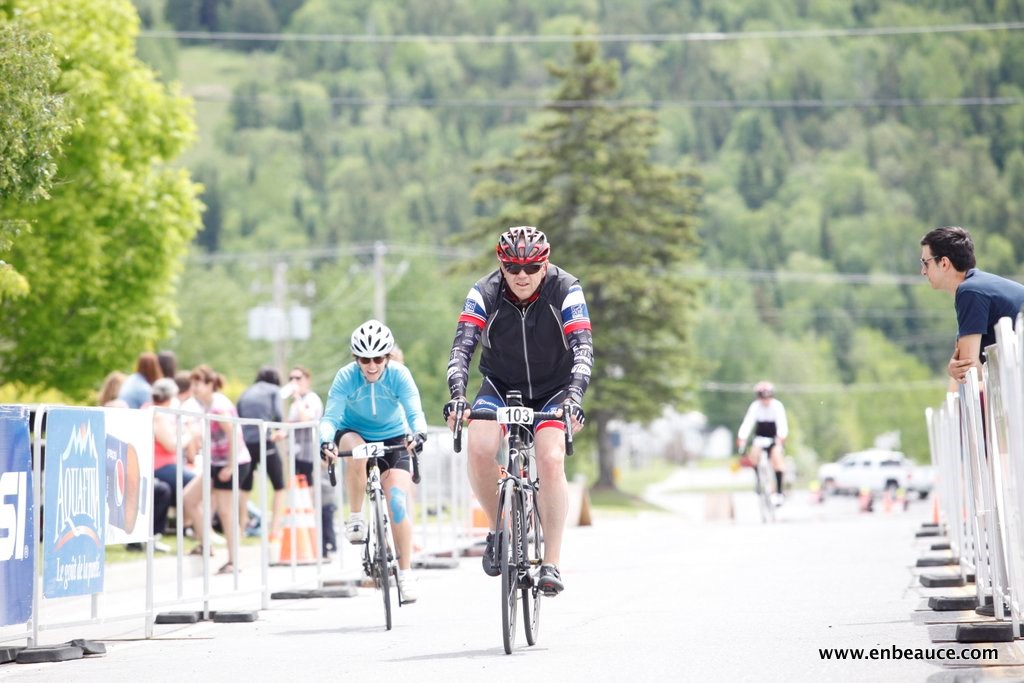 Alexandre Mathieu remporte le GranFondo Colnago 2015 sous un ciel idéal