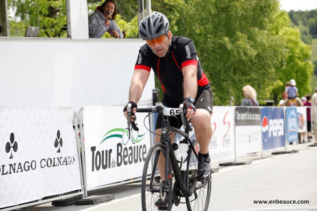 Alexandre Mathieu remporte le GranFondo Colnago 2015 sous un ciel idéal