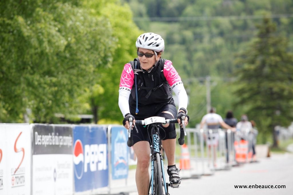 Alexandre Mathieu remporte le GranFondo Colnago 2015 sous un ciel idéal