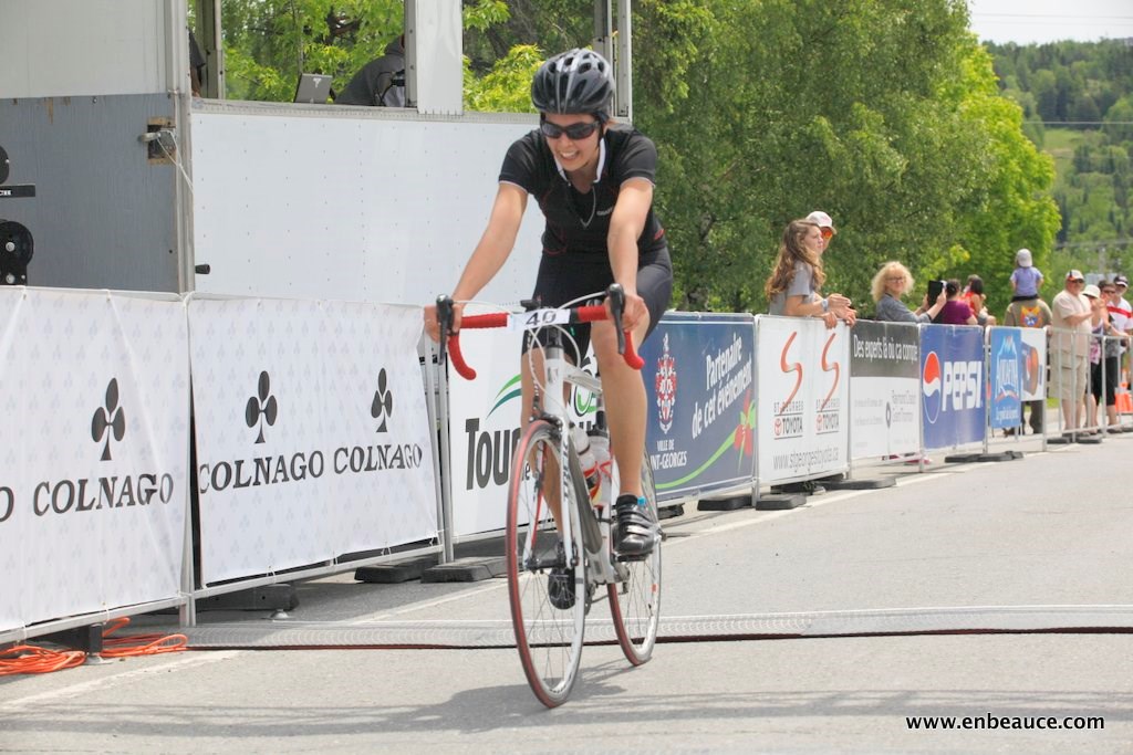 Alexandre Mathieu remporte le GranFondo Colnago 2015 sous un ciel idéal