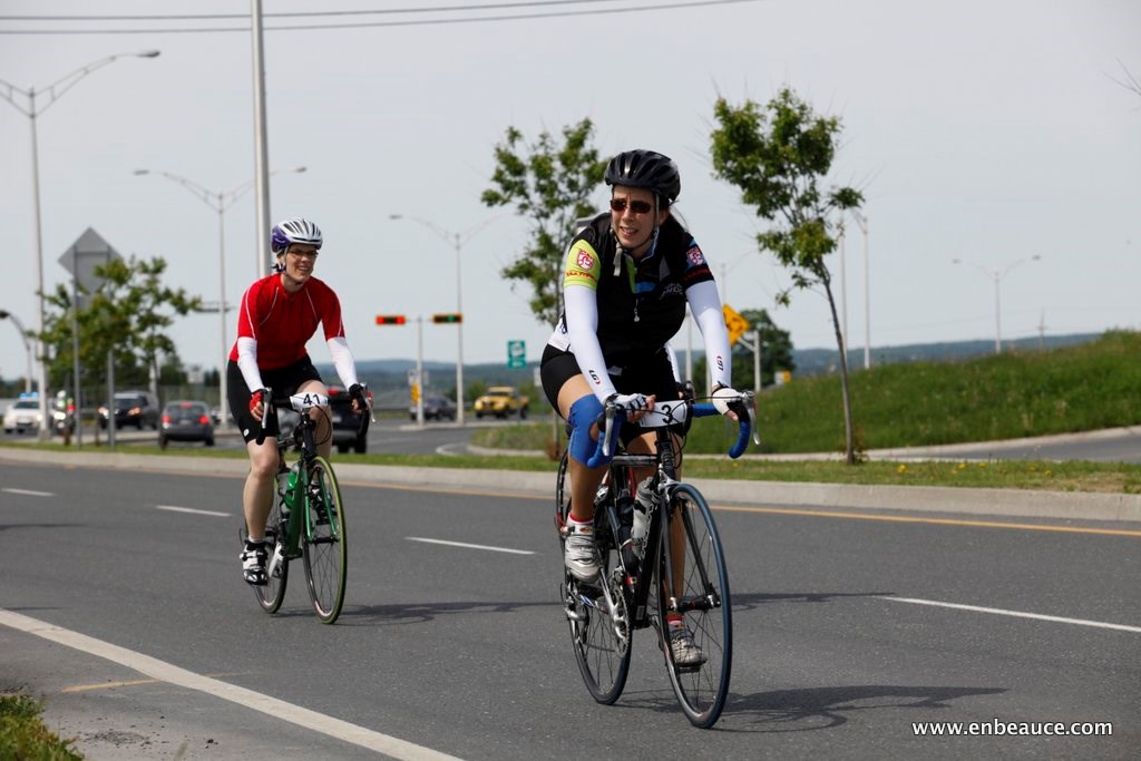 Alexandre Mathieu remporte le GranFondo Colnago 2015 sous un ciel idéal
