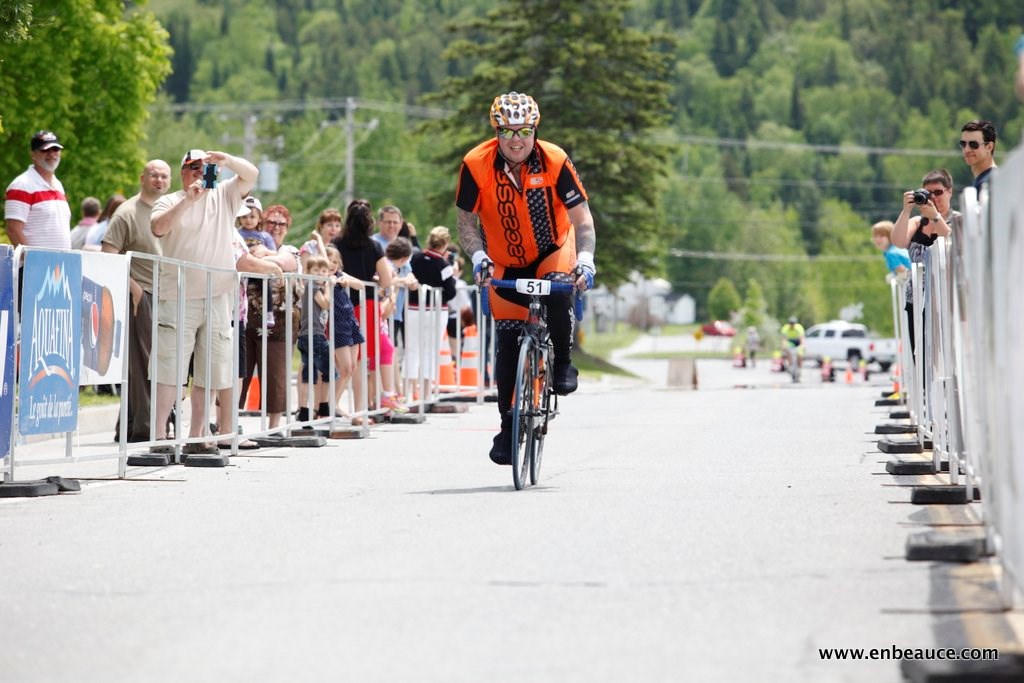 Alexandre Mathieu remporte le GranFondo Colnago 2015 sous un ciel idéal