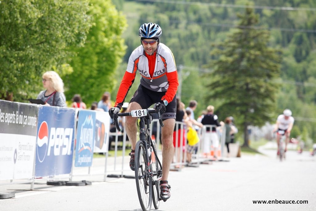 Alexandre Mathieu remporte le GranFondo Colnago 2015 sous un ciel idéal