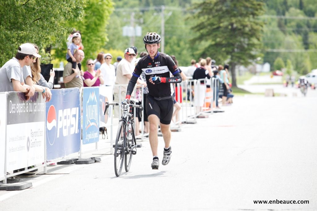 Alexandre Mathieu remporte le GranFondo Colnago 2015 sous un ciel idéal