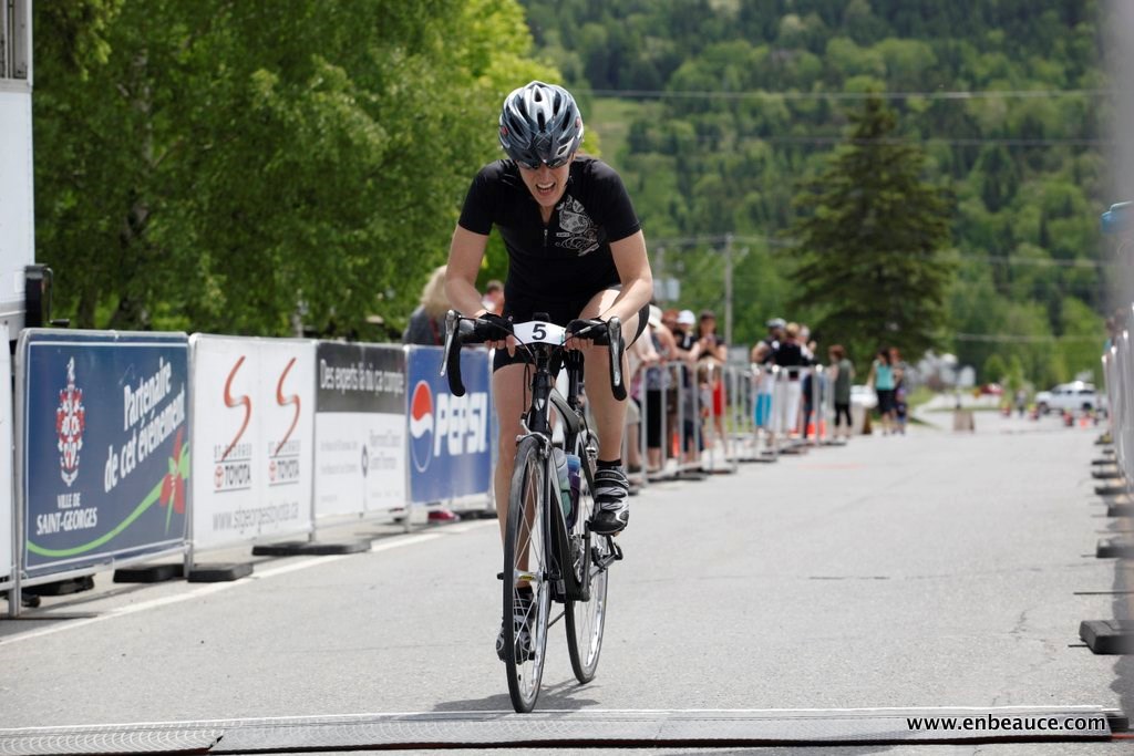 Alexandre Mathieu remporte le GranFondo Colnago 2015 sous un ciel idéal
