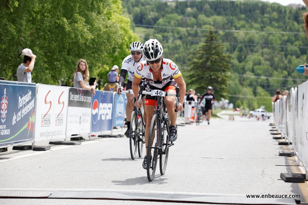 Alexandre Mathieu remporte le GranFondo Colnago 2015 sous un ciel idéal
