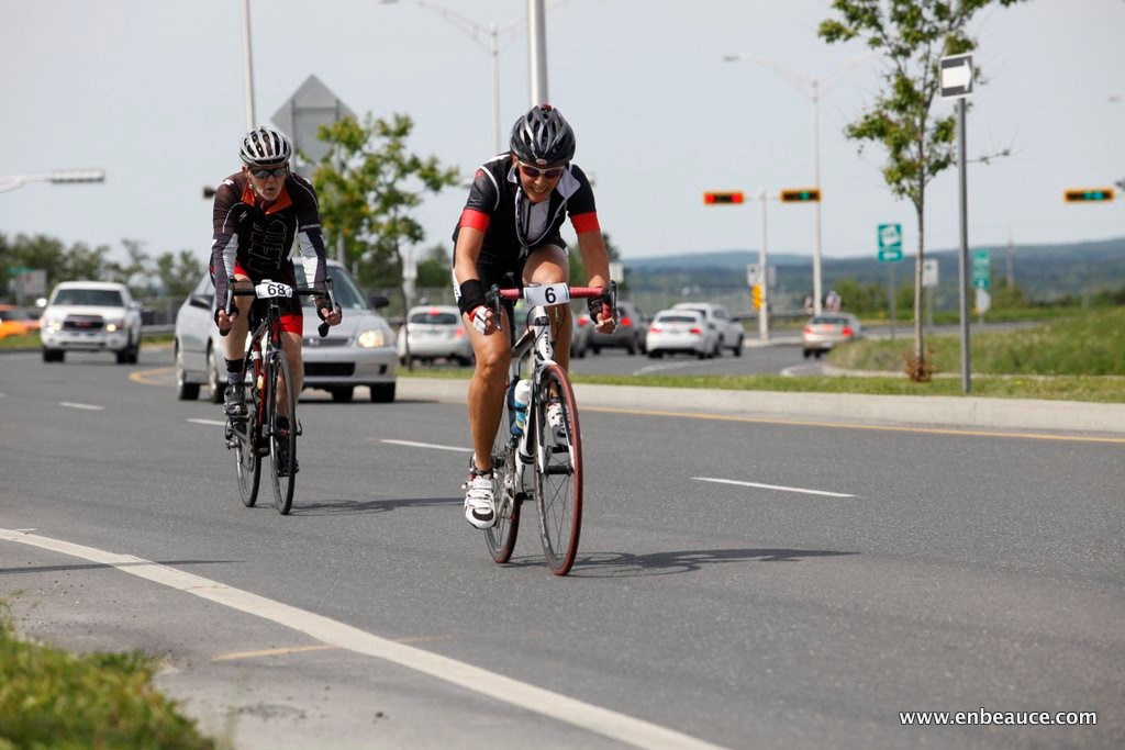 Alexandre Mathieu remporte le GranFondo Colnago 2015 sous un ciel idéal