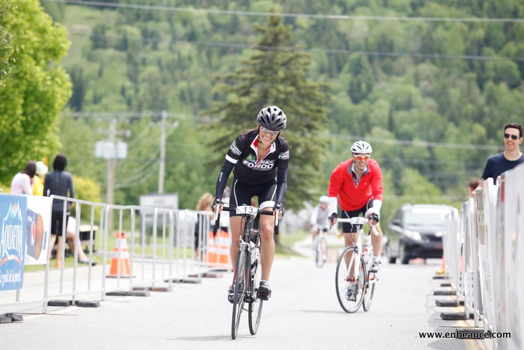 Alexandre Mathieu remporte le GranFondo Colnago 2015 sous un ciel idéal