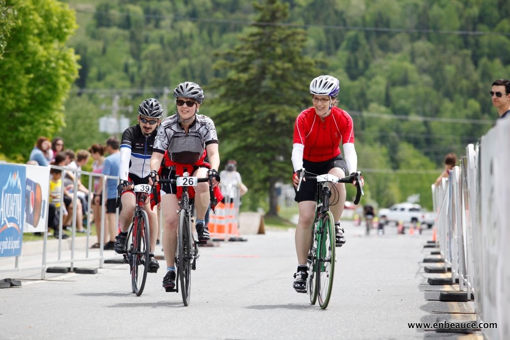 Alexandre Mathieu remporte le GranFondo Colnago 2015 sous un ciel idéal