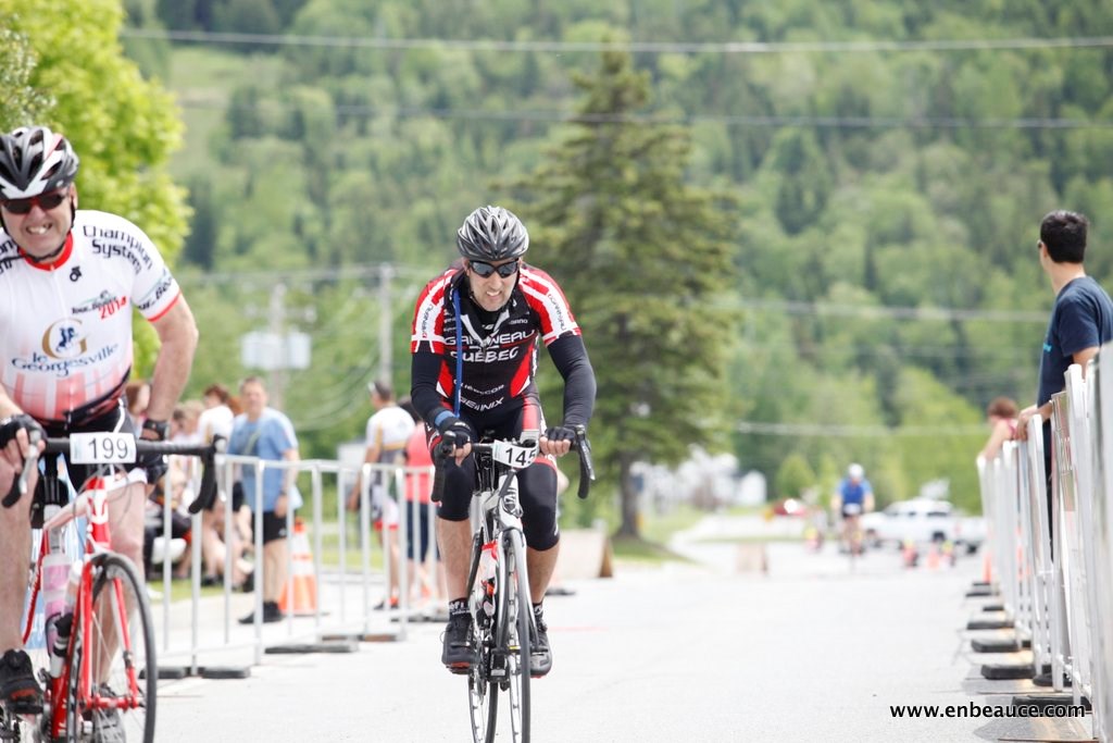 Alexandre Mathieu remporte le GranFondo Colnago 2015 sous un ciel idéal