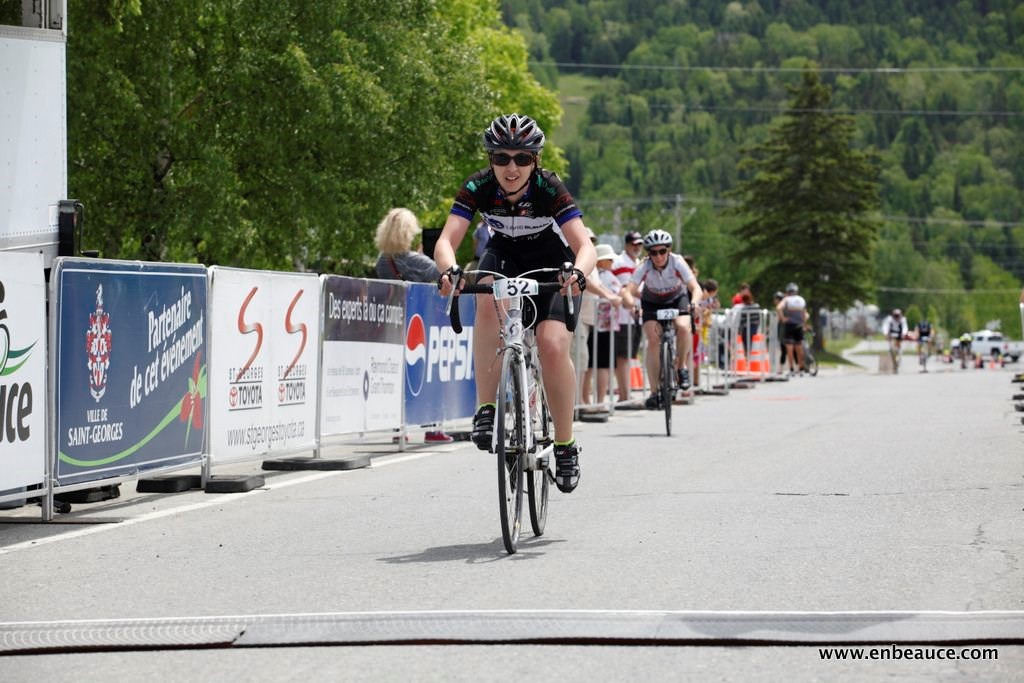 Alexandre Mathieu remporte le GranFondo Colnago 2015 sous un ciel idéal