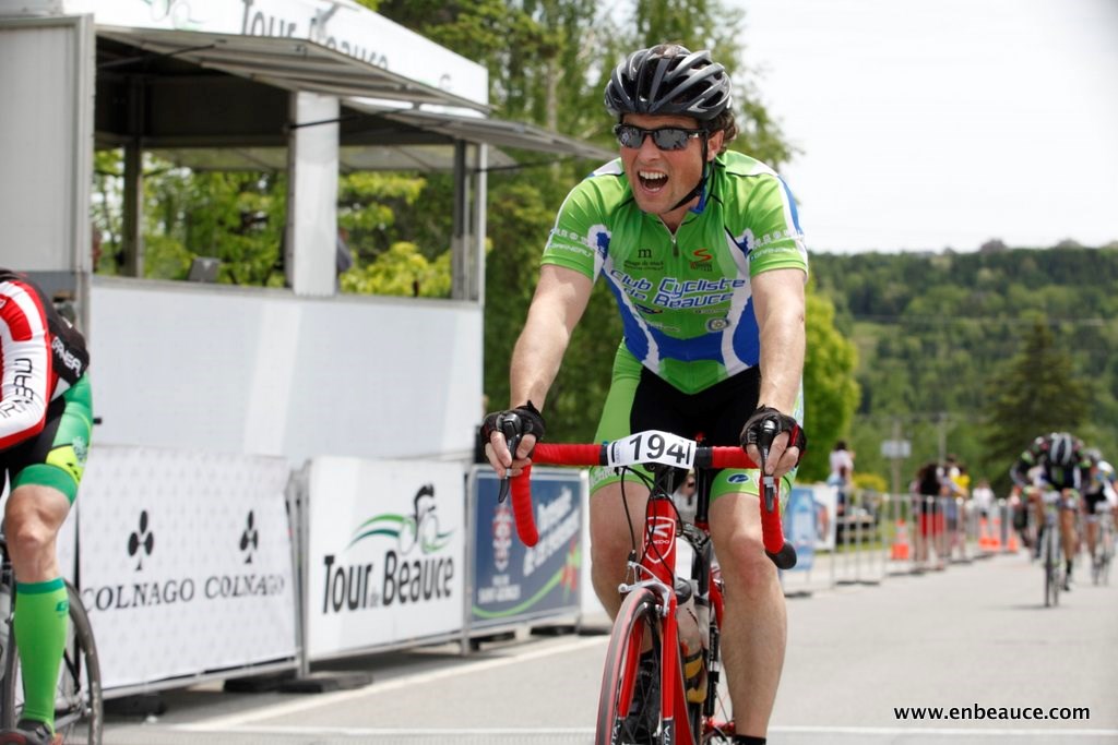 Alexandre Mathieu remporte le GranFondo Colnago 2015 sous un ciel idéal
