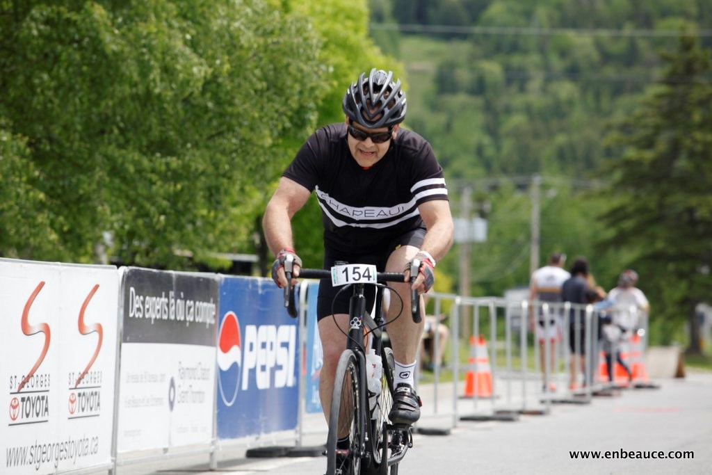 Alexandre Mathieu remporte le GranFondo Colnago 2015 sous un ciel idéal