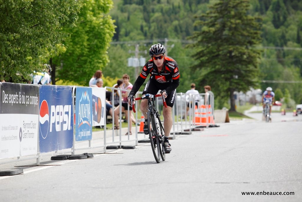 Alexandre Mathieu remporte le GranFondo Colnago 2015 sous un ciel idéal