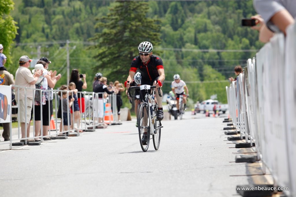 Alexandre Mathieu remporte le GranFondo Colnago 2015 sous un ciel idéal