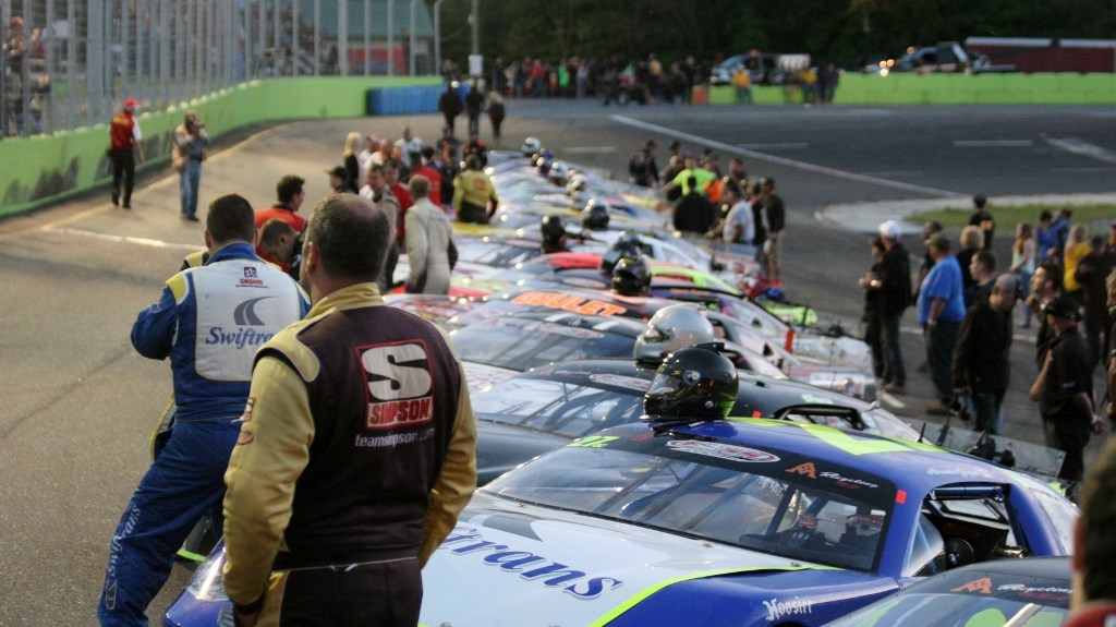 Hamlin se fait voler la vedette par Laperle et Lessard