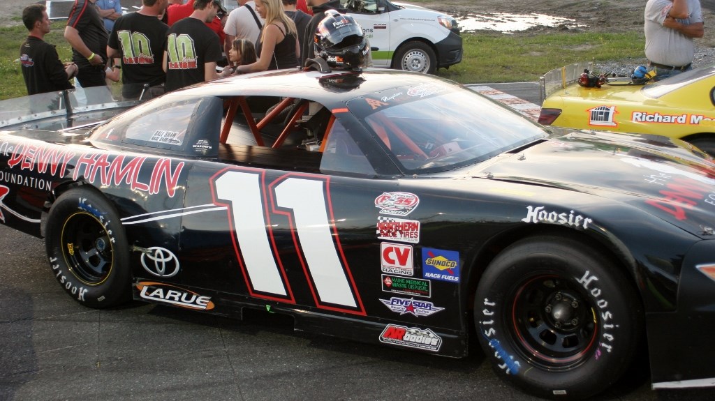 Hamlin se fait voler la vedette par Laperle et Lessard